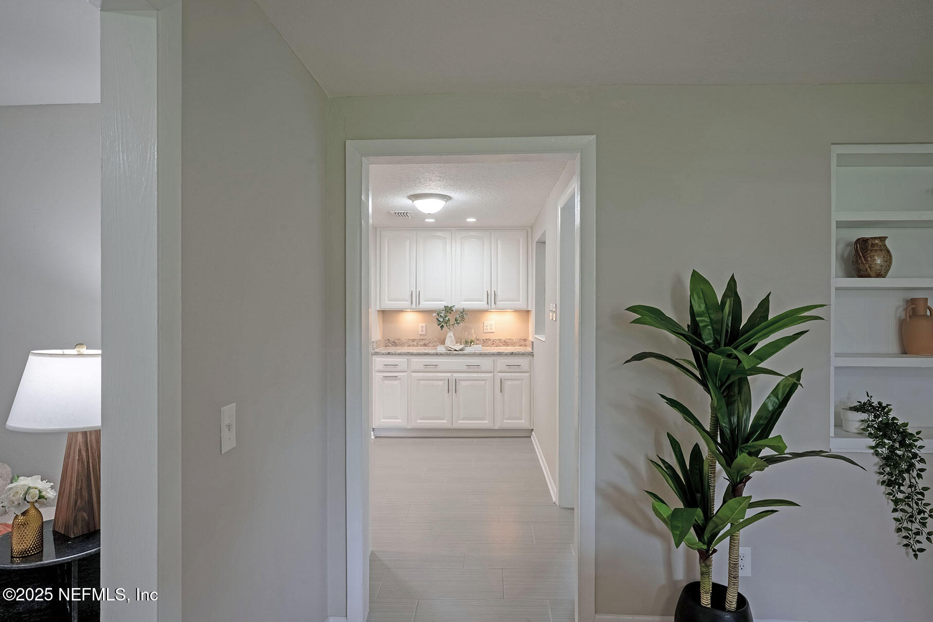 8048 Gordean Road Jacksonville, FL 32221 - Photo 16 of 53 LR to K