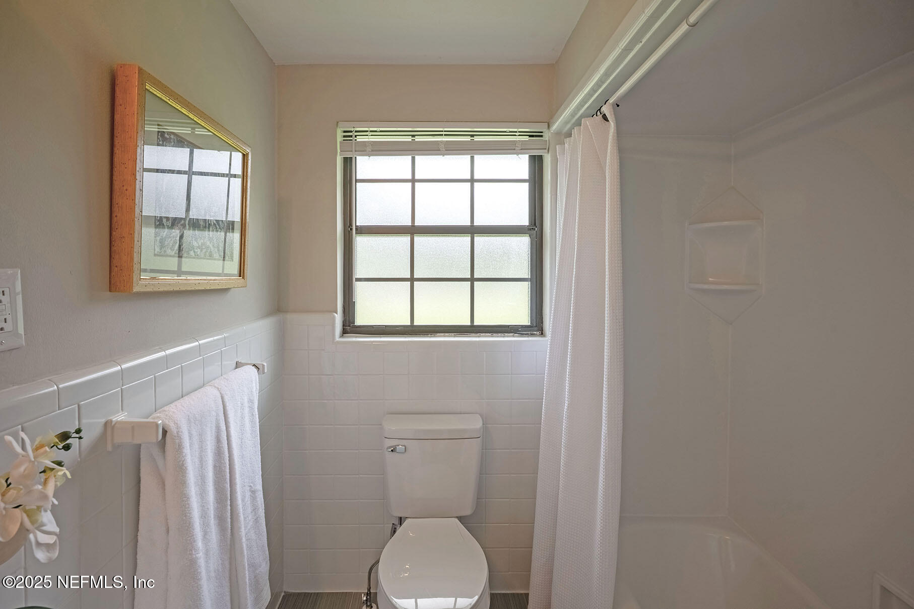 8048 Gordean Road Jacksonville, FL 32221 - Photo 33 of 53 Hall Bath