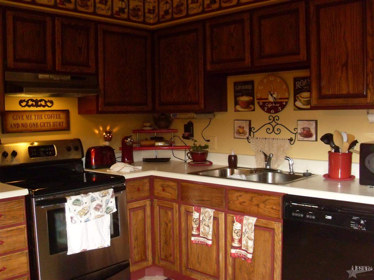 517 North Beech Street Butler, IN 46721 - Photo 7 of 13