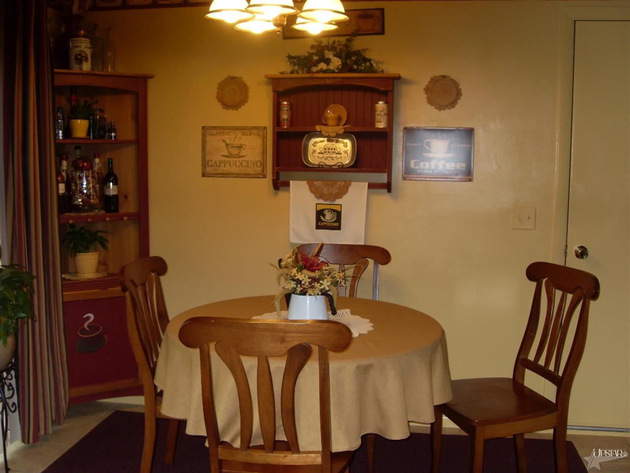 517 North Beech Street Butler, IN 46721 - Photo 8 of 13