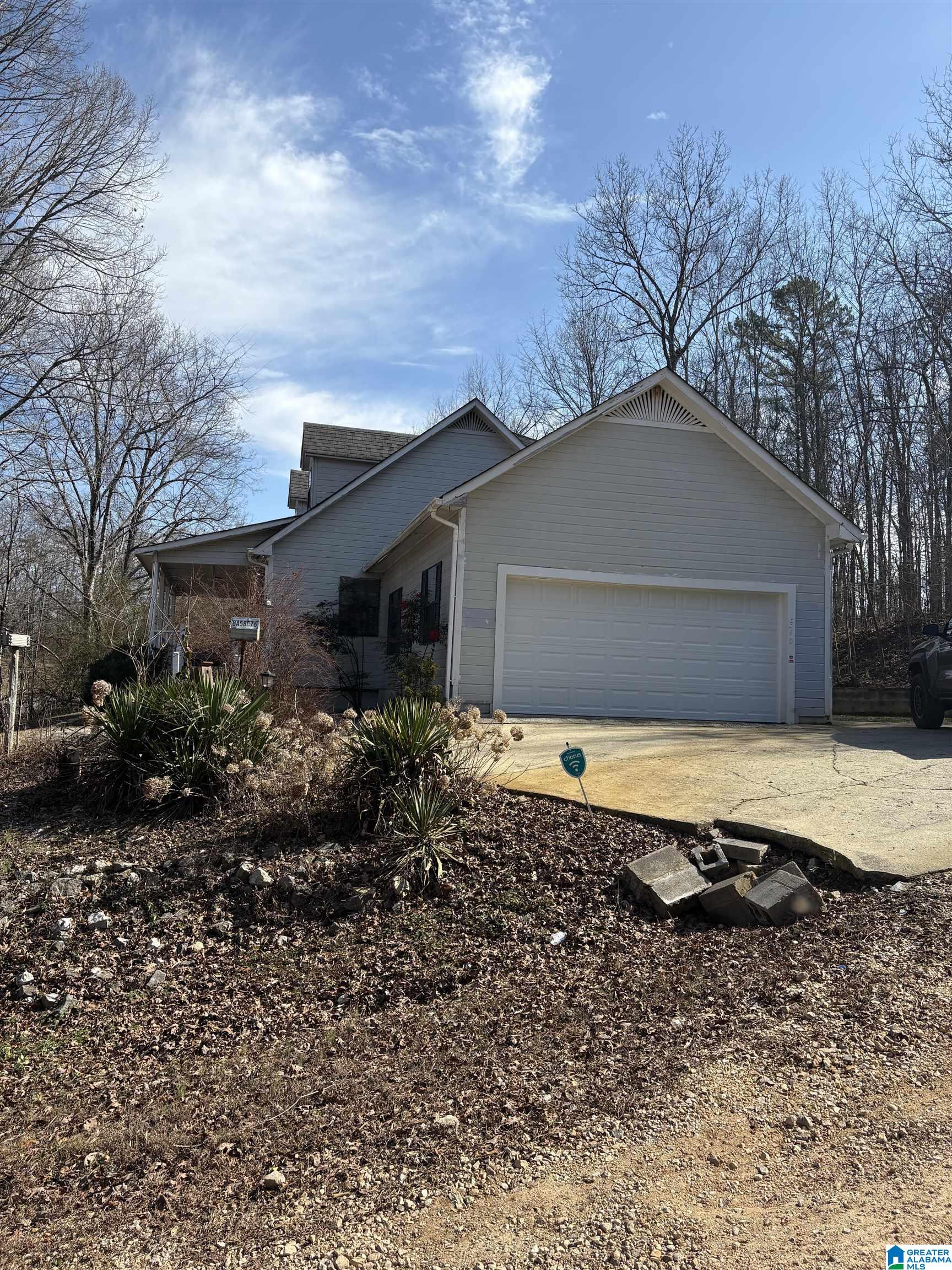 340 Valley View Drive Oneonta, AL 35121 - Photo 3 of 9