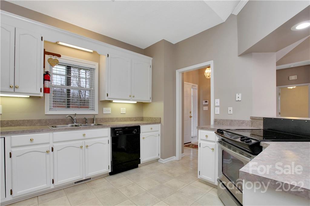 4515 Hickory Grove Road Gastonia, NC 28056 - Photo 13 of 27 Gallery Image 13