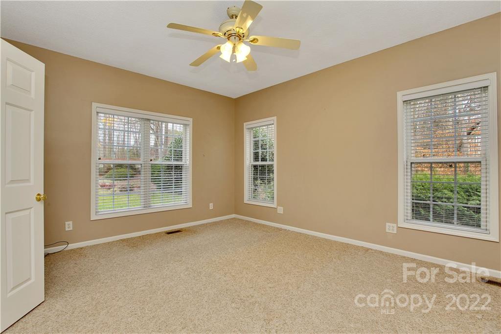 4515 Hickory Grove Road Gastonia, NC 28056 - Photo 15 of 27 Gallery Image 15