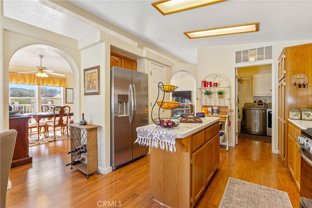 4135 Peruvian Way Paso Robles, CA 93446 - Photo 15 of 45 Kitchen has easy access to dining room and living room