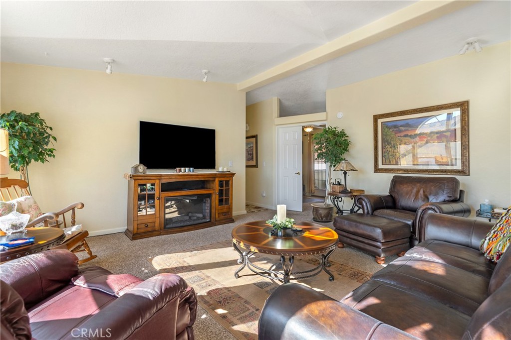 4135 Peruvian Way Paso Robles, CA 93446 - Photo 20 of 45 Room for everyone.