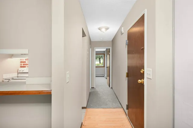 $88,500 | 12990 Nicollet Avenue, Unit 102, Burnsville, MN 55337