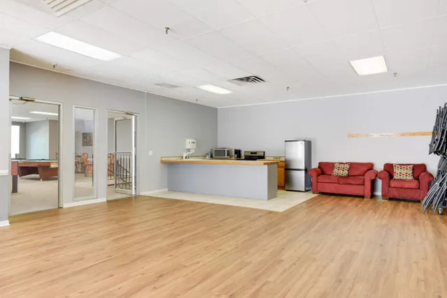 $88,500 | 12990 Nicollet Avenue, Unit 102, Burnsville, MN 55337