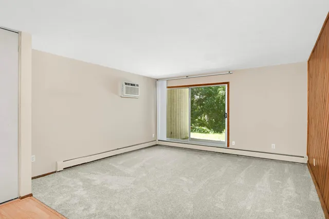 $88,500 | 12990 Nicollet Avenue, Unit 102, Burnsville, MN 55337