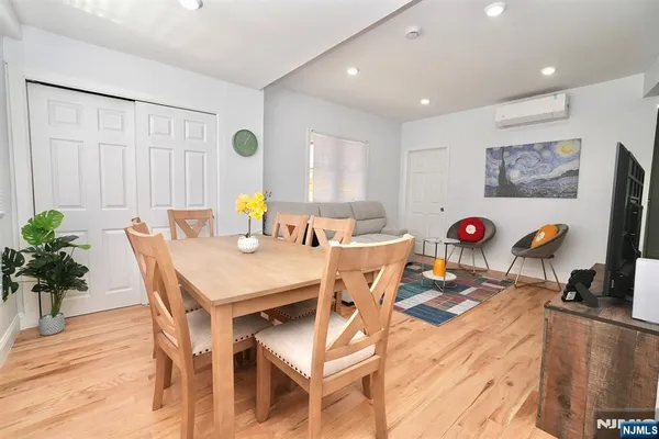 $1,150,000 | 189 Summit Cross, Rutherford, NJ 07070