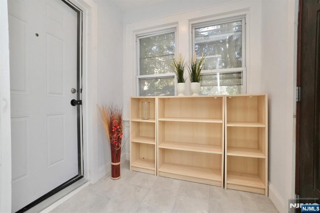 189 Summit Cross Rutherford, NJ 07070 - Photo 14 of 44