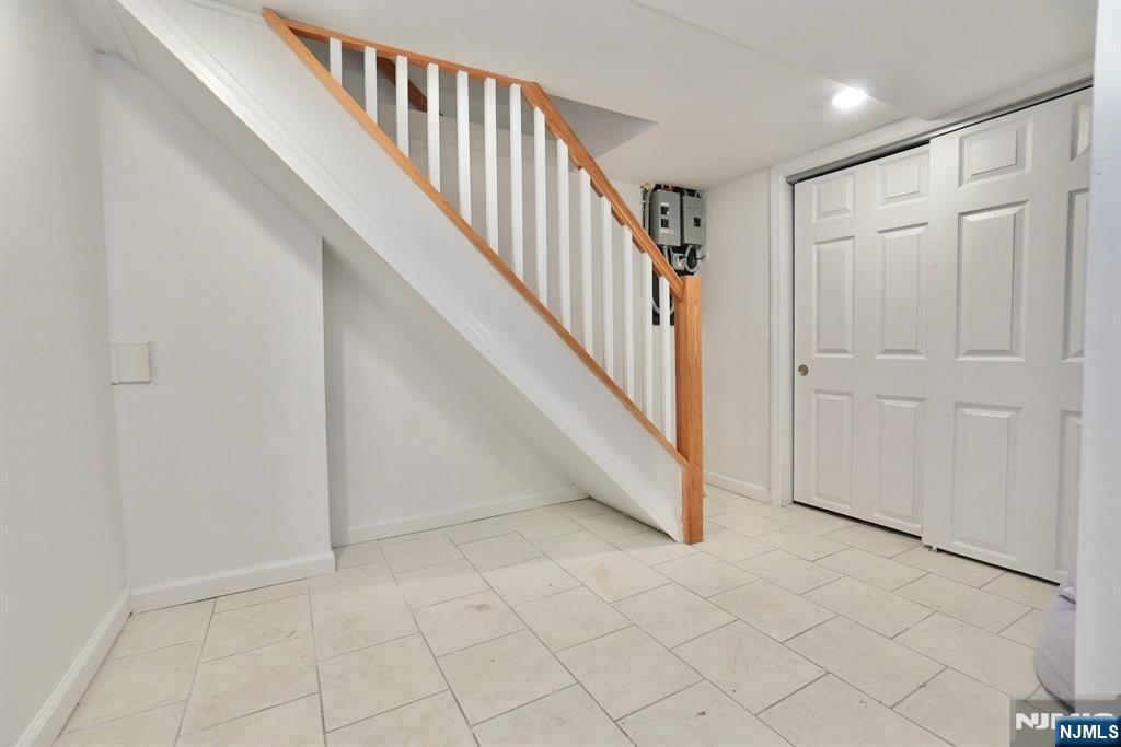 189 Summit Cross Rutherford, NJ 07070 - Photo 15 of 44