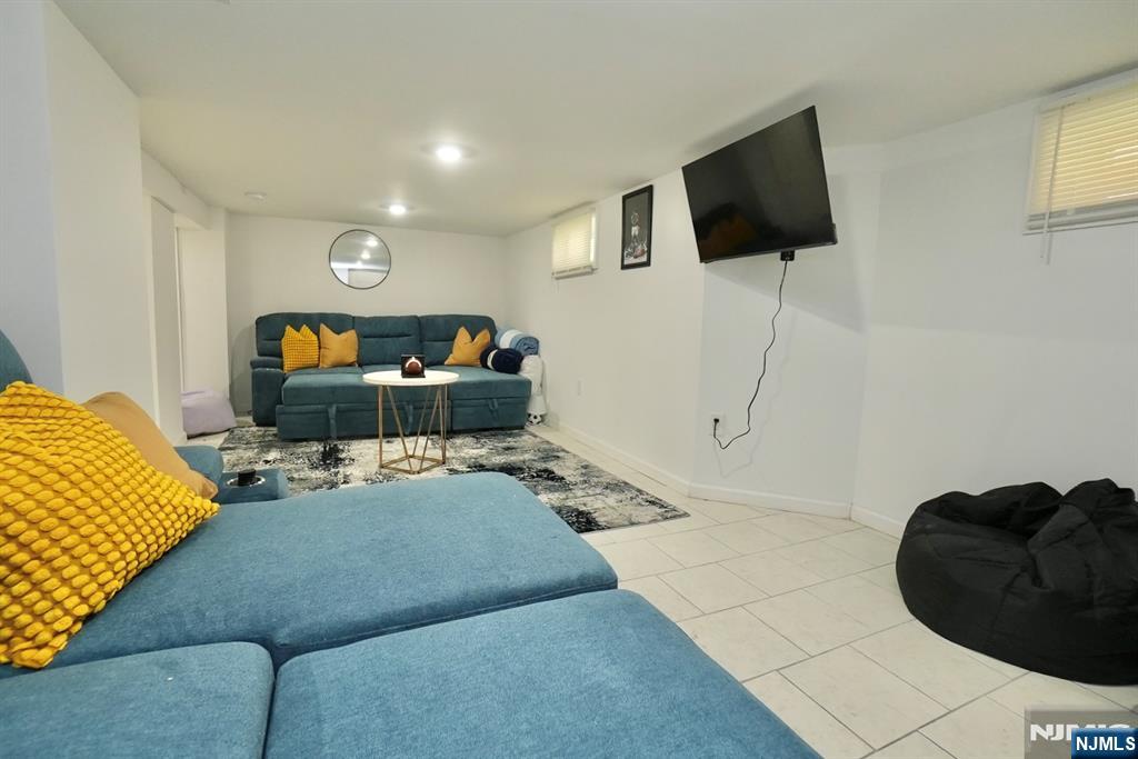 189 Summit Cross Rutherford, NJ 07070 - Photo 20 of 44