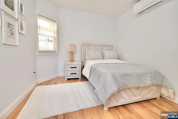 $1,150,000 | 189 Summit Cross, Rutherford, NJ 07070