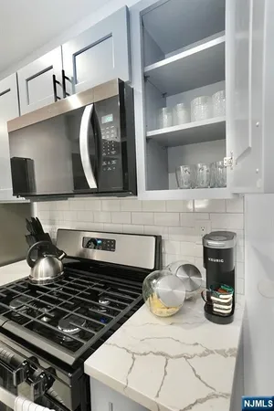 $1,150,000 | 189 Summit Cross, Rutherford, NJ 07070