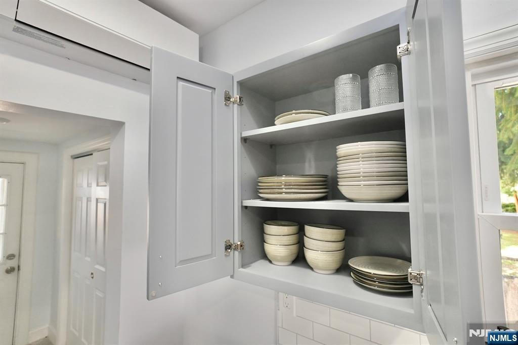 189 Summit Cross Rutherford, NJ 07070 - Photo 8 of 44