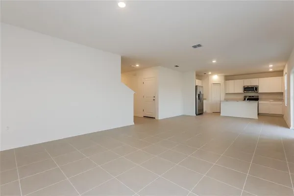 $2,295 | 323 Artemis St Lake, Lake Wales, FL 33853