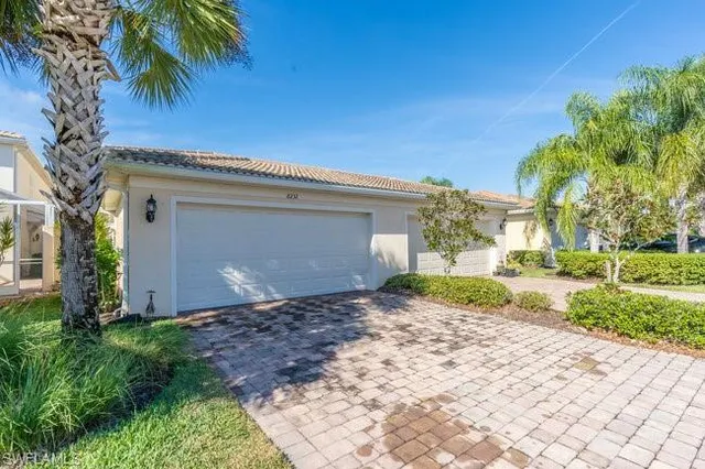$2,975 | 8232 Josefa Way, Naples, FL 34114