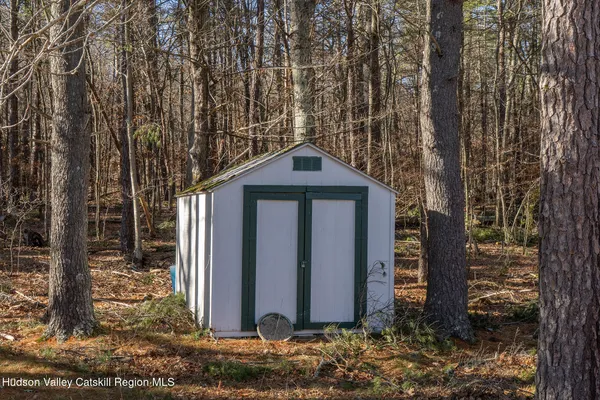 $335,000 | 185 Maple Lawn Road, Round Top, NY 12473