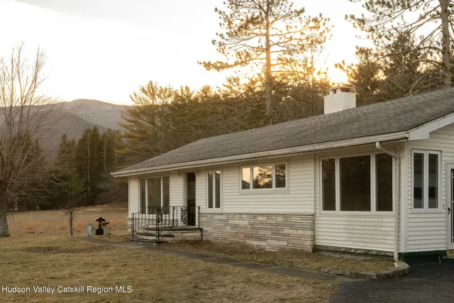 $335,000 | 185 Maple Lawn Road, Round Top, NY 12473