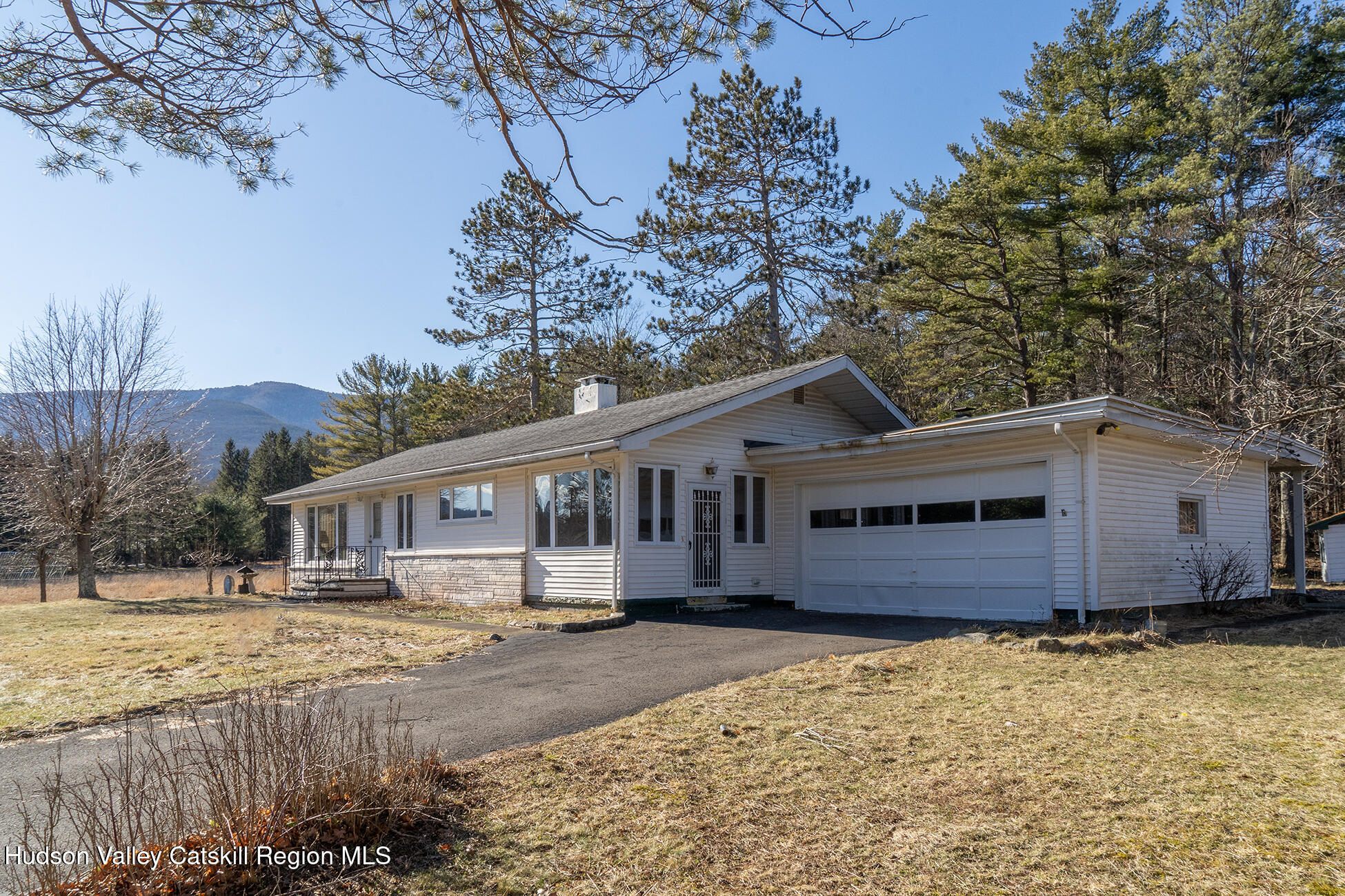 185 Maple Lawn Road Round Top, NY 12473 - Photo 4 of 26 01_185 Maple Lawn Rd Round Top