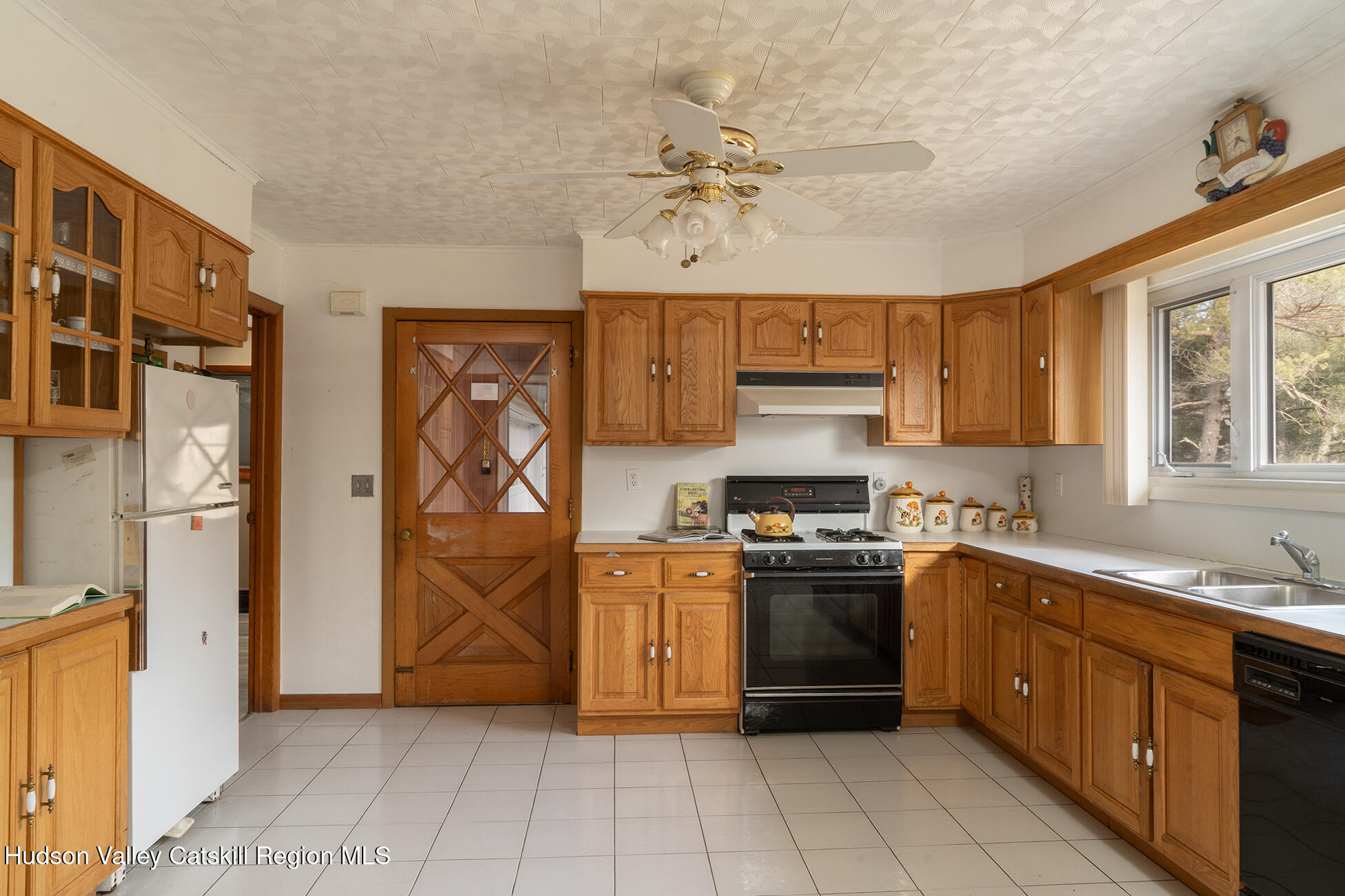 185 Maple Lawn Road Round Top, NY 12473 - Photo 8 of 26 16_185 Maple Lawn Rd Round Top