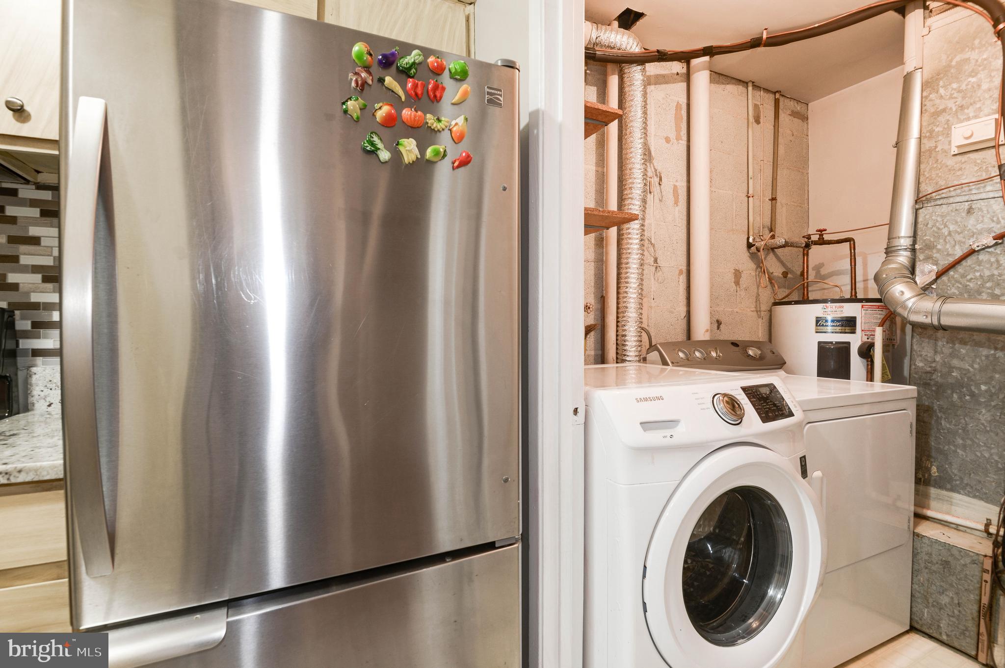 2334 Southgate Square Reston, VA 20191 - Photo 15 of 46 Kitchen