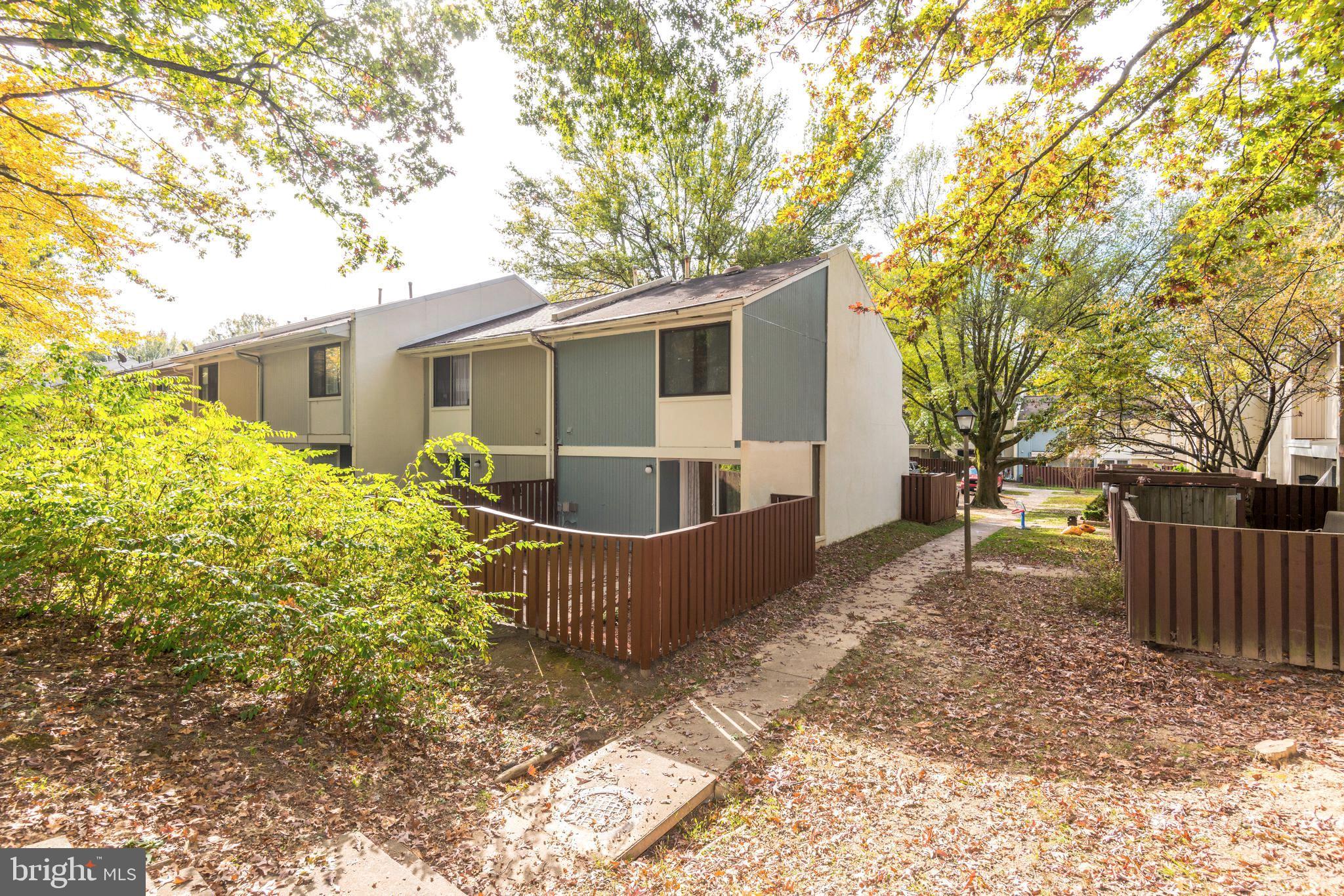 2334 Southgate Square Reston, VA 20191 - Photo 34 of 46