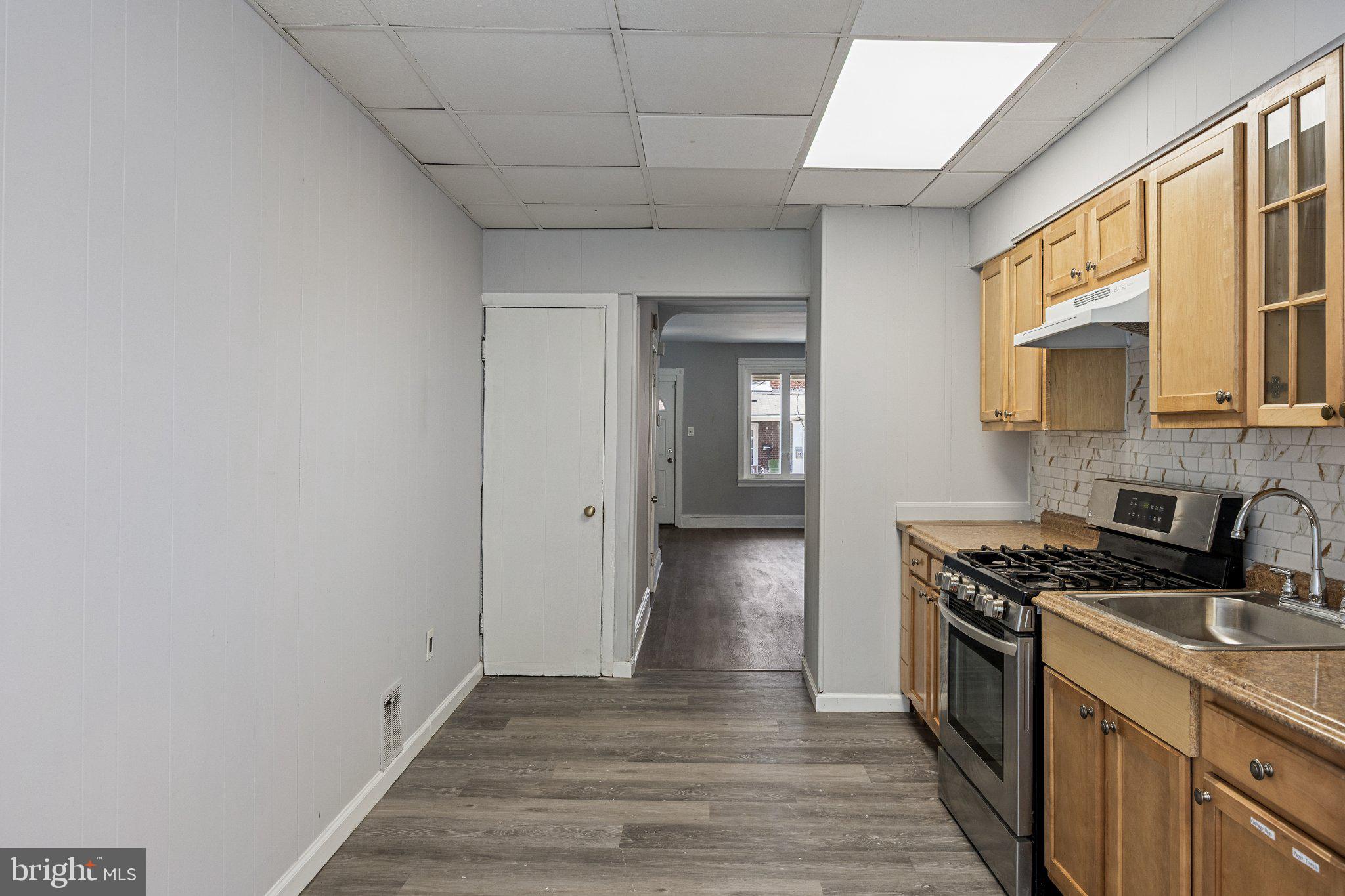 59 North Keystone Avenue Upper Darby, PA 19082 - Photo 12 of 27 Bright and inviting kitchen space.