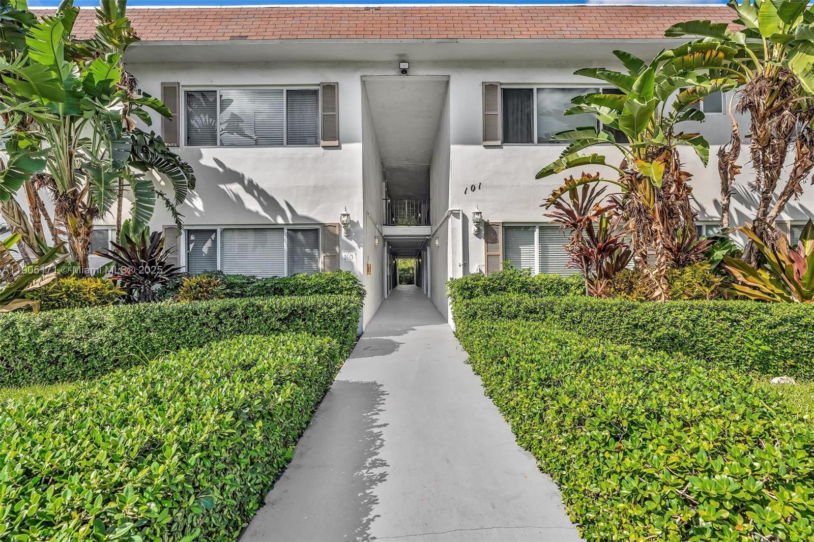 101 Southeast 6th Avenue, Unit 1 Pompano Beach, FL 33060 - Photo 26 of 30 a view of potted plants in front of house