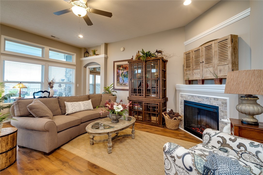 19 Rippling Brook Lane Springboro, OH 45066 - Photo 15 of 50 Family Room