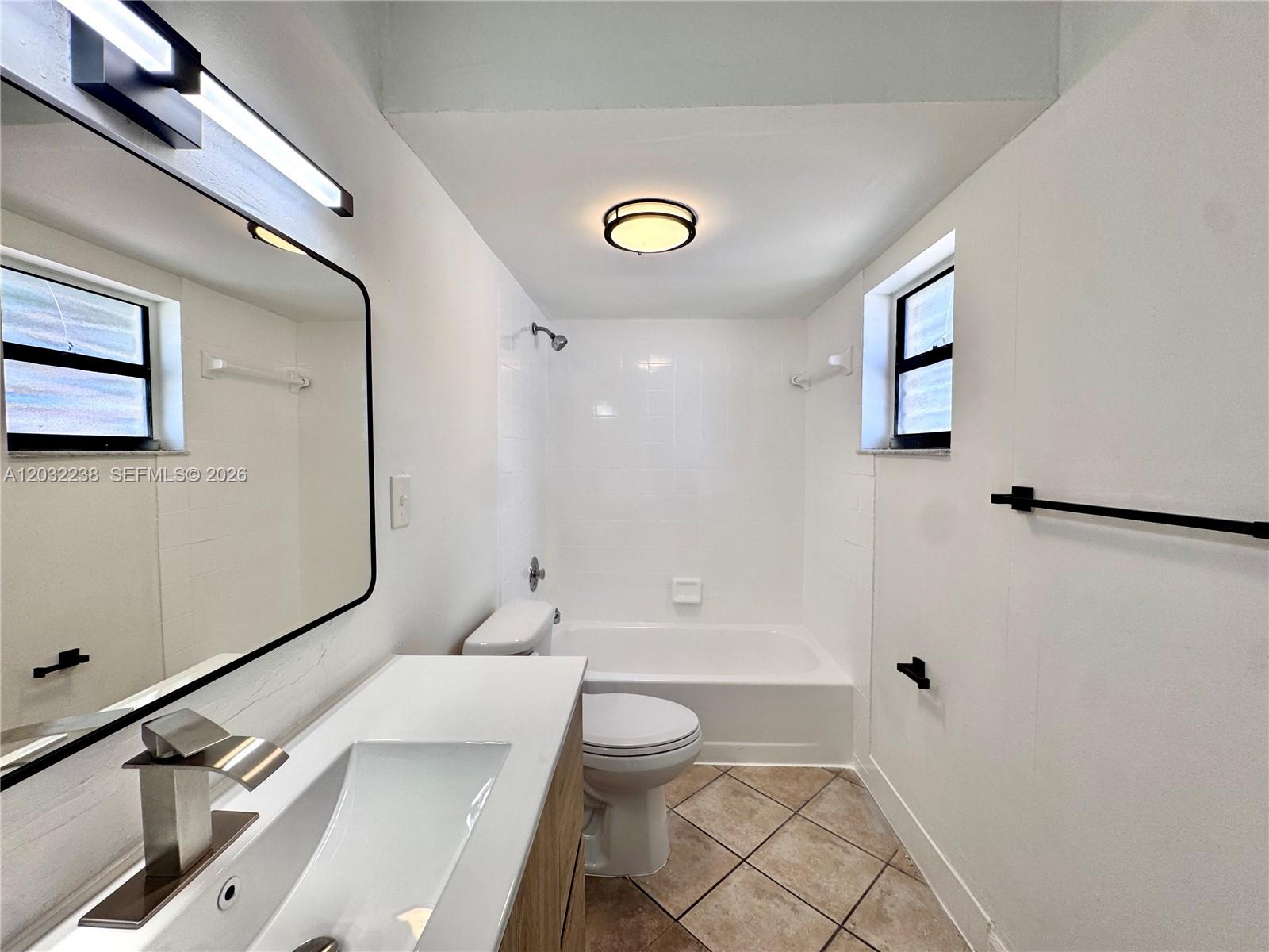 1250 Lincoln Road, Unit 203 Miami Beach, FL 33139 - Photo 23 of 25