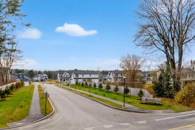 $895,000 | 149 Owls Nest Road, Portland, ME 04102