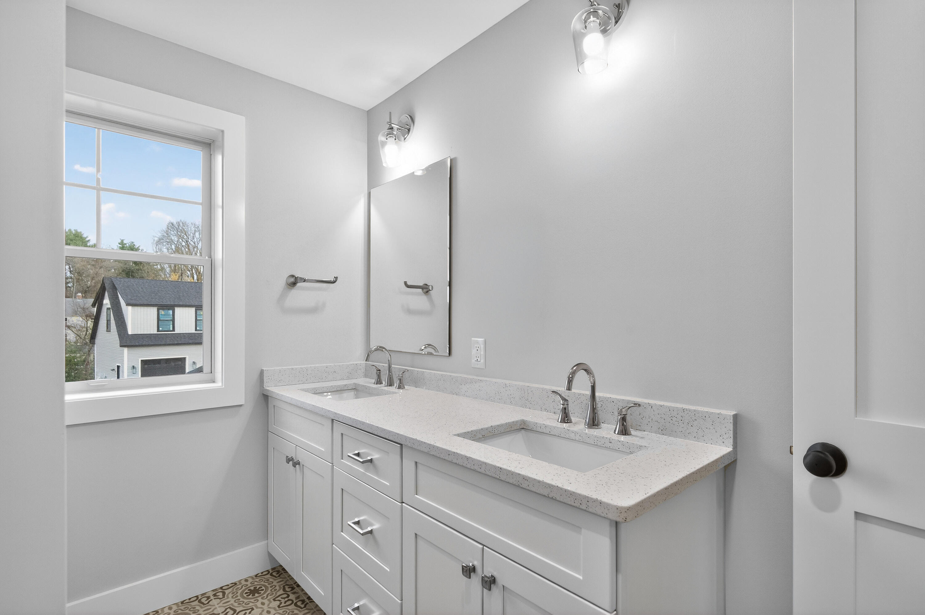 149 Owls Nest Road Portland, ME 04102 - Photo 41 of 47 157_149 Owls Nest Rd_MorneauStudios_prin