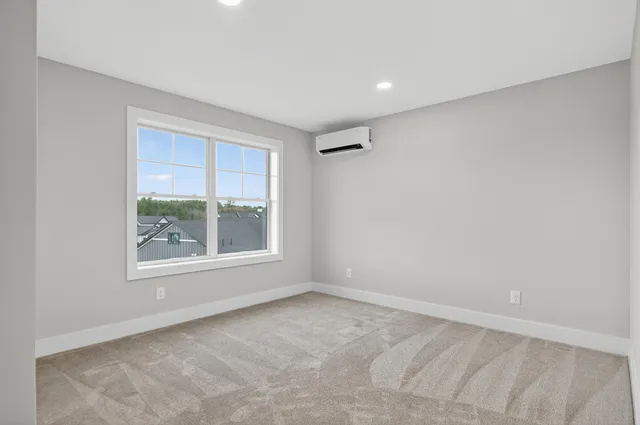 $895,000 | 149 Owls Nest Road, Portland, ME 04102