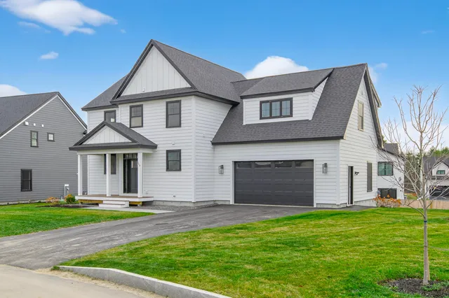 $895,000 | 149 Owls Nest Road, Portland, ME 04102