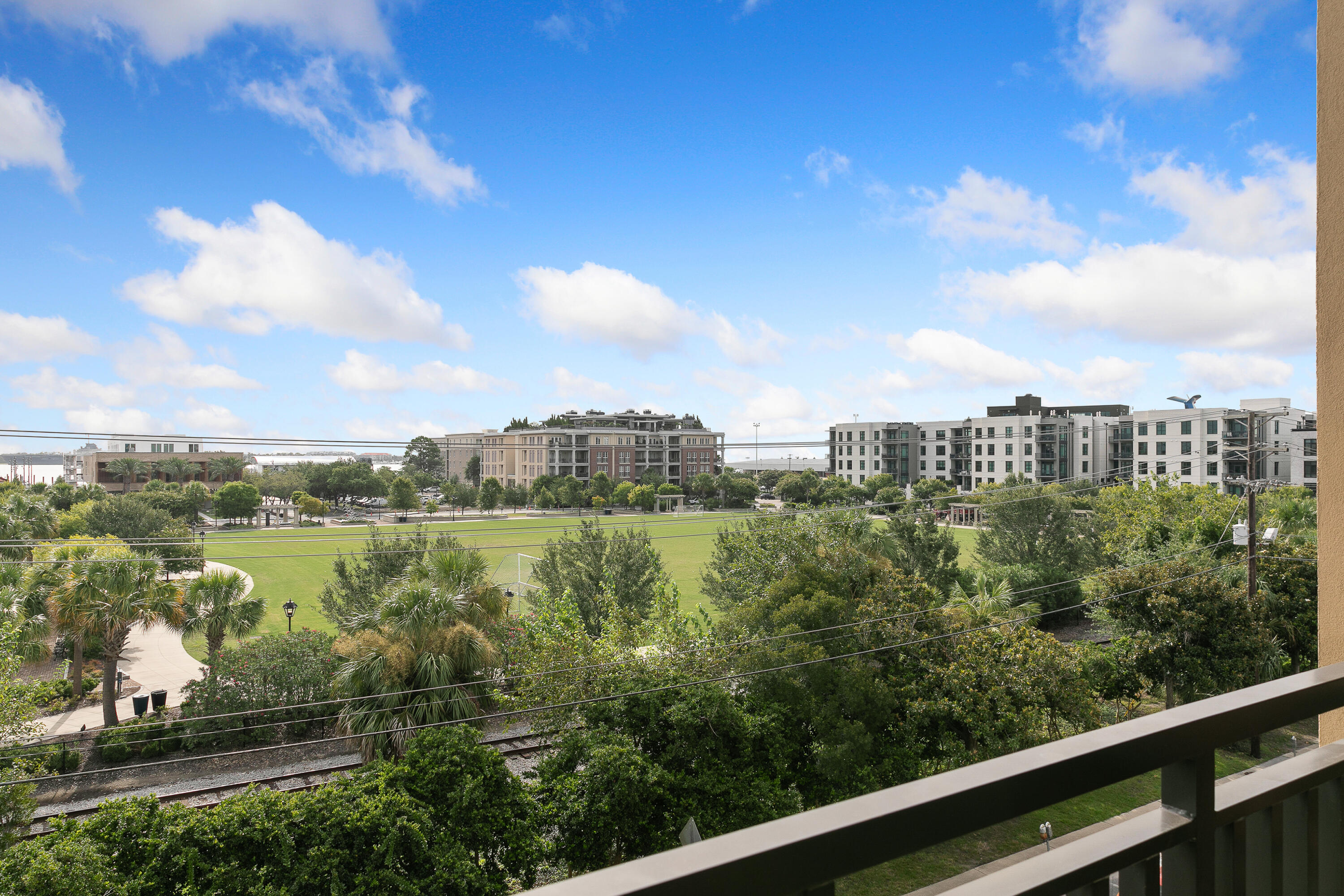 33 Calhoun Street, Unit 235 Charleston, SC 29401 - Photo 12 of 25 33CalhounSt-KeenEyeMarketing-33