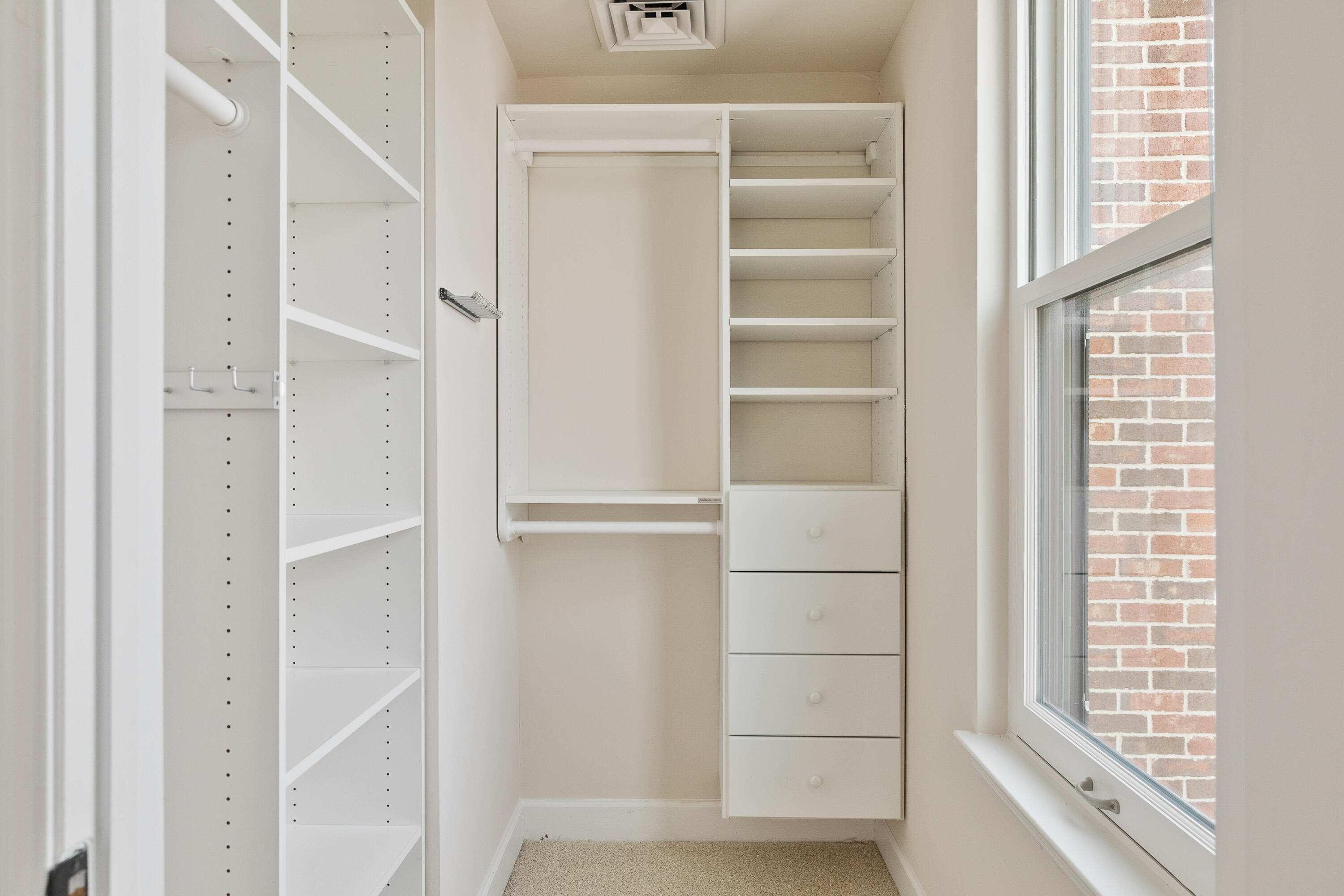 33 Calhoun Street, Unit 235 Charleston, SC 29401 - Photo 20 of 25 33CalhounSt-KeenEyeMarketing-47