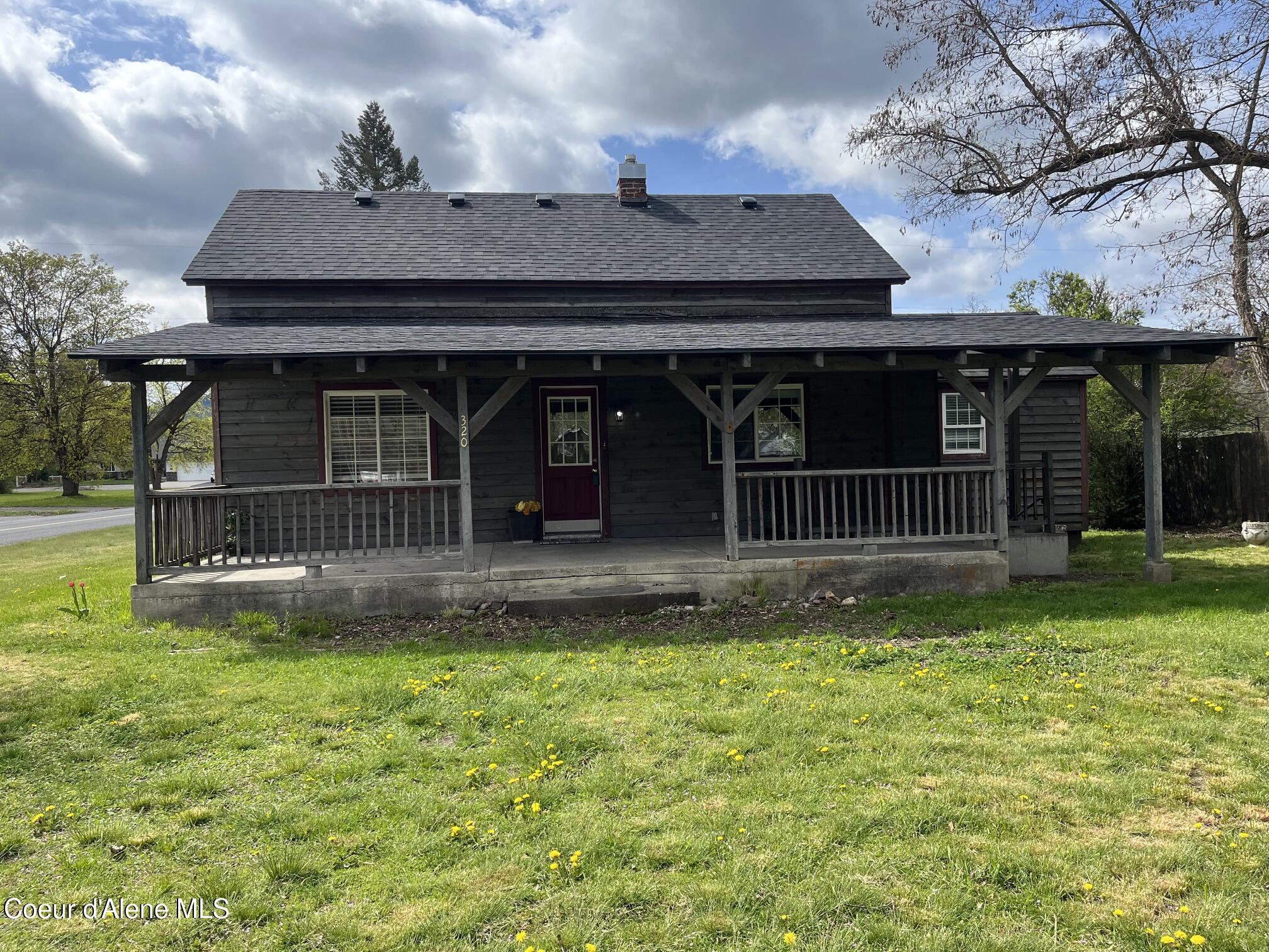 320 East 3rd Avenue Post Falls, ID 83854 - Photo 2 of 26 Front of House