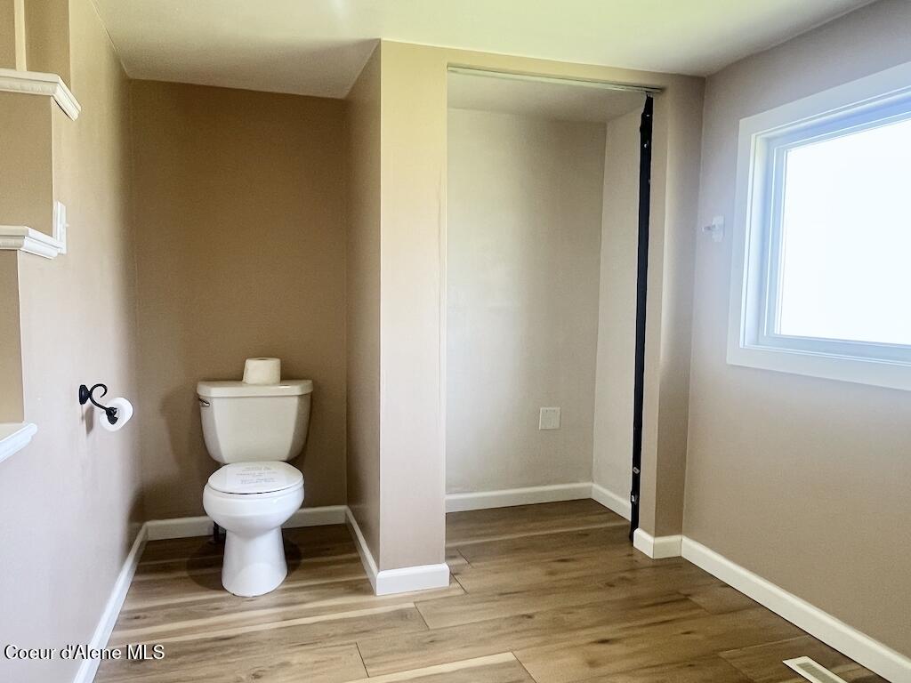 320 East 3rd Avenue Post Falls, ID 83854 - Photo 22 of 26 Bathroom