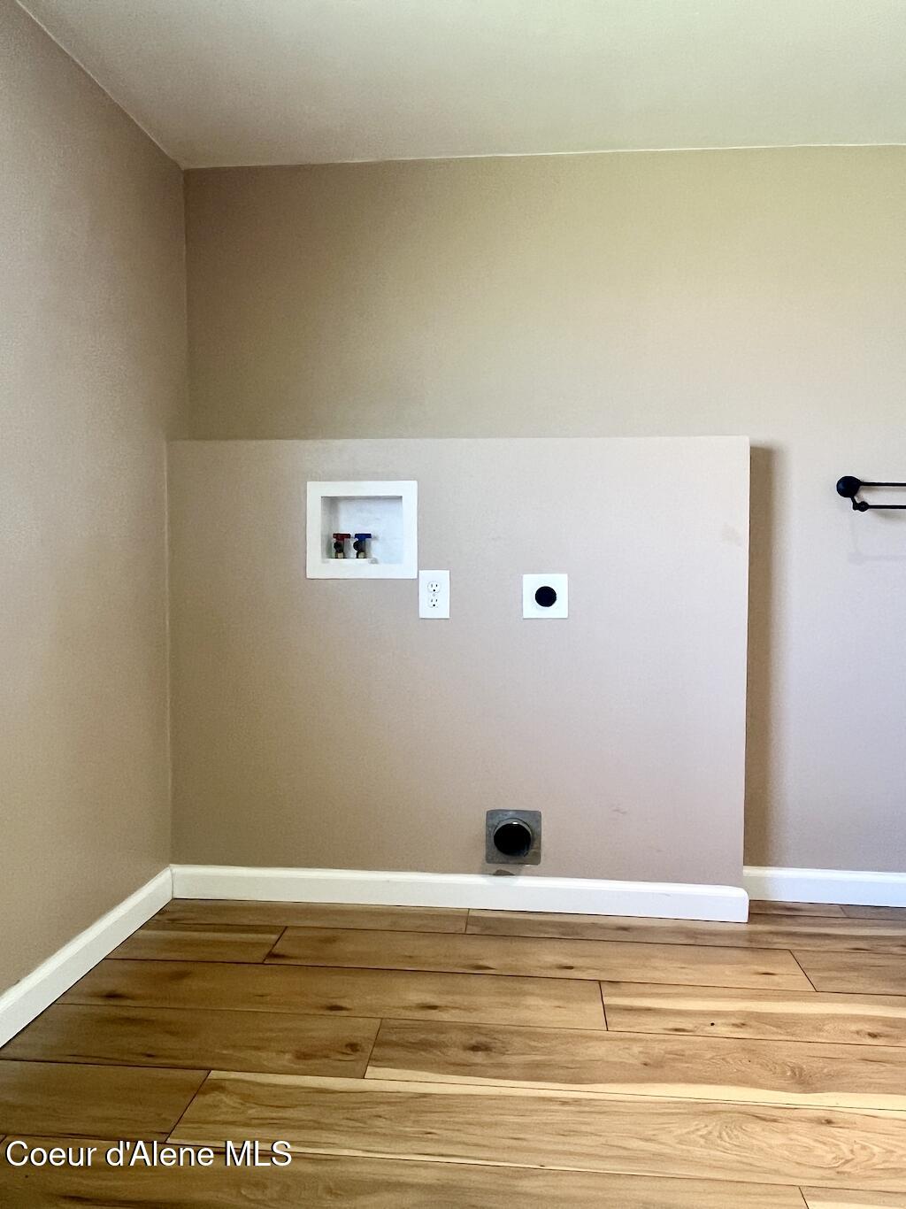 320 East 3rd Avenue Post Falls, ID 83854 - Photo 23 of 26 Washer & Dryer Hookups