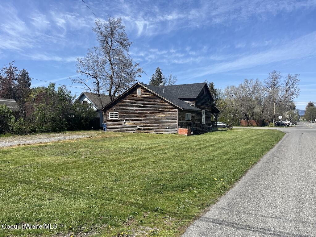320 East 3rd Avenue Post Falls, ID 83854 - Photo 4 of 26 Side