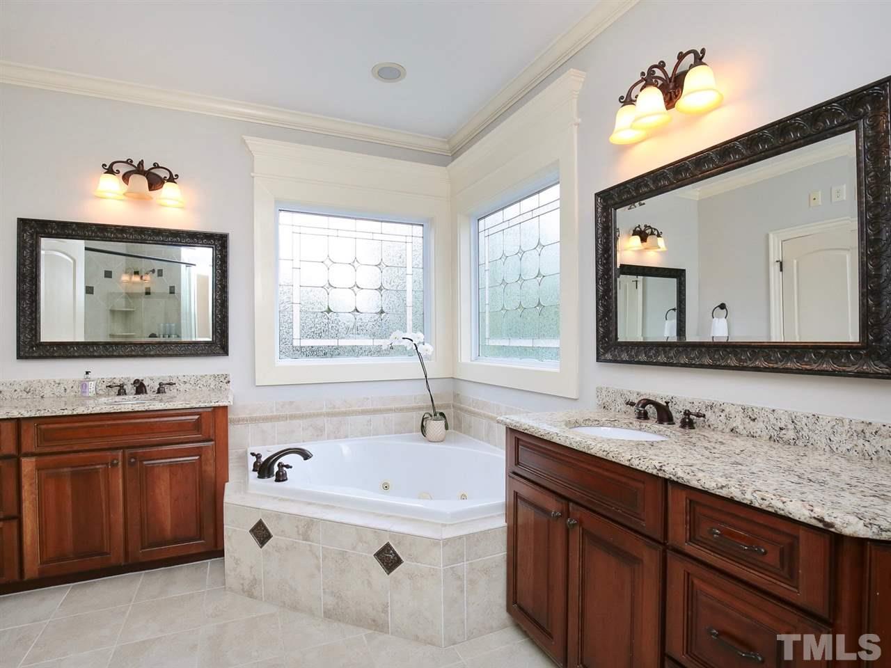 2916 Claremont Road Raleigh, NC 27608 - Photo 15 of 30
