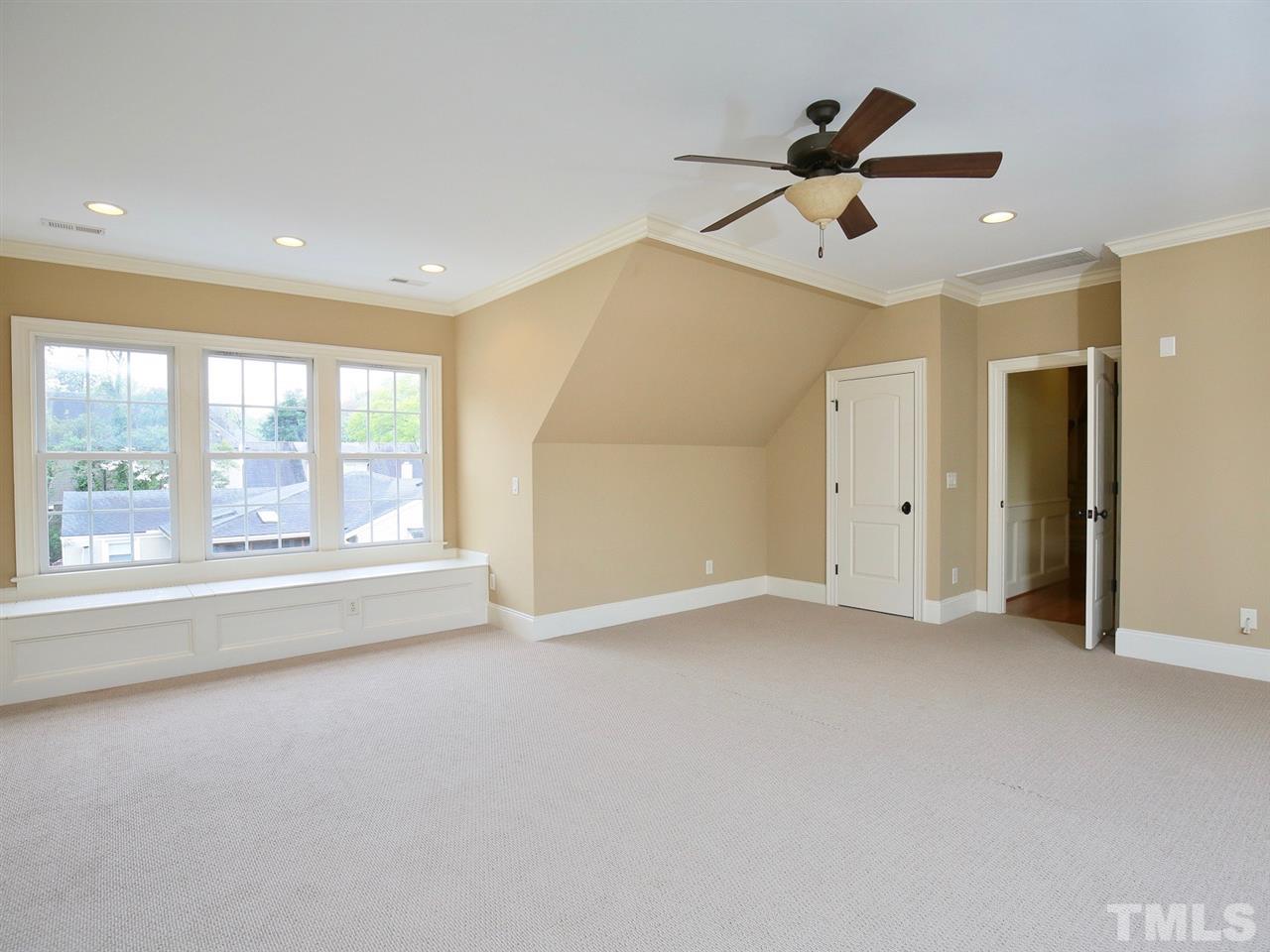 2916 Claremont Road Raleigh, NC 27608 - Photo 23 of 30