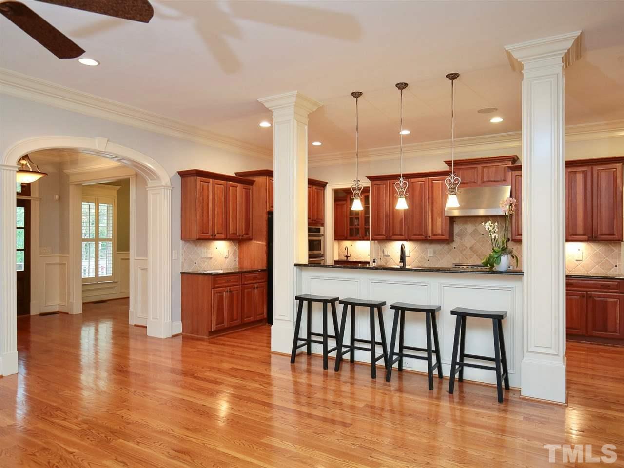 2916 Claremont Road Raleigh, NC 27608 - Photo 5 of 30