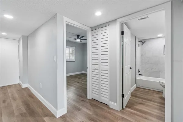 $2,500 | 7050 Sunset Drive South, Unit 605, South Pasadena, FL 33707