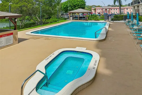 $2,500 | 7050 Sunset Drive South, Unit 605, South Pasadena, FL 33707