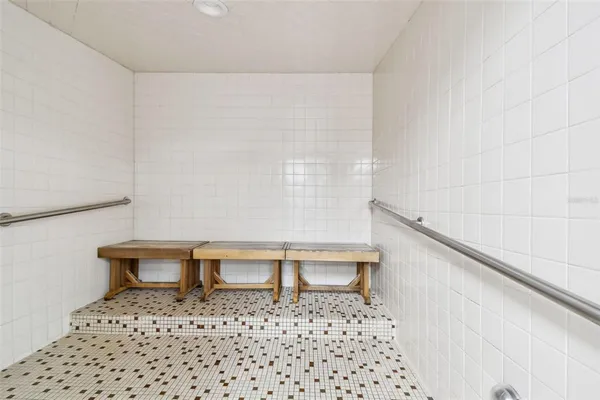 $2,500 | 7050 Sunset Drive South, Unit 605, South Pasadena, FL 33707