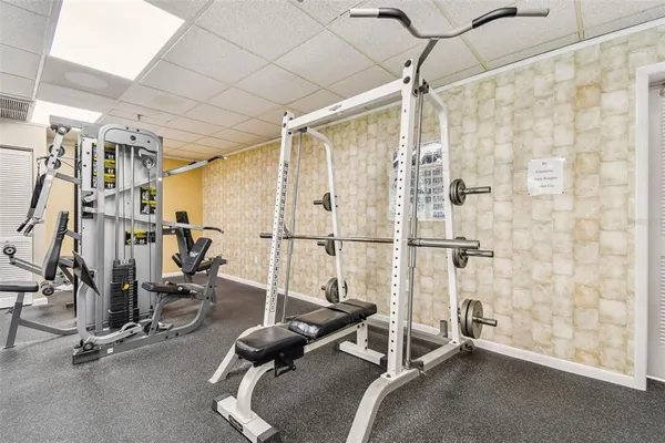$2,500 | 7050 Sunset Drive South, Unit 605, South Pasadena, FL 33707