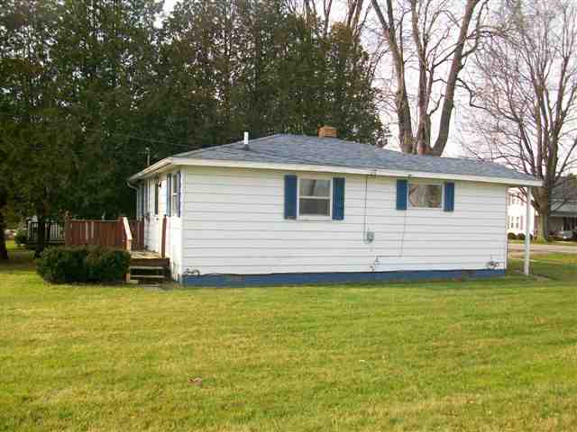 4846 Main Street Applegate, MI 48401 - Photo 8 of 8 31037187-9.JPG