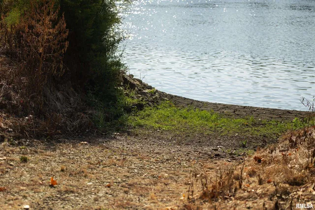 $299,000 | 110 East Co Road 150, Warsaw, IL 62379